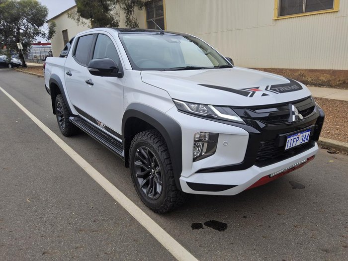 2023 Mitsubishi Triton Xtreme MR MY23 4X4 Dual Range White Diamond with Black Roof