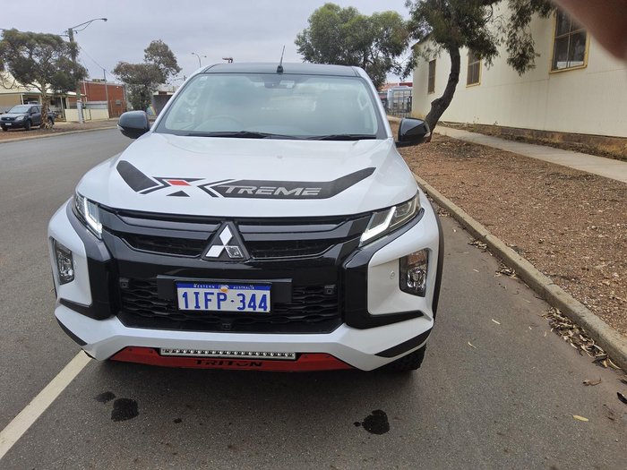 2023 Mitsubishi Triton Xtreme MR MY23 4X4 Dual Range White Diamond with Black Roof