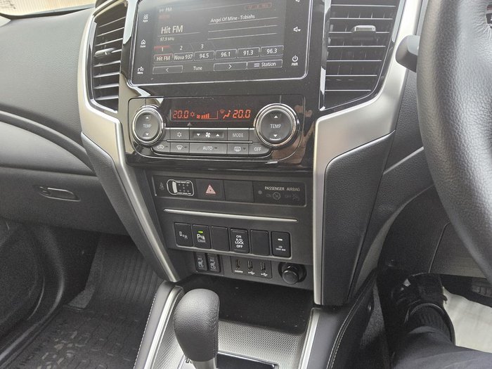 2023 Mitsubishi Triton Xtreme MR MY23 4X4 Dual Range White Diamond with Black Roof