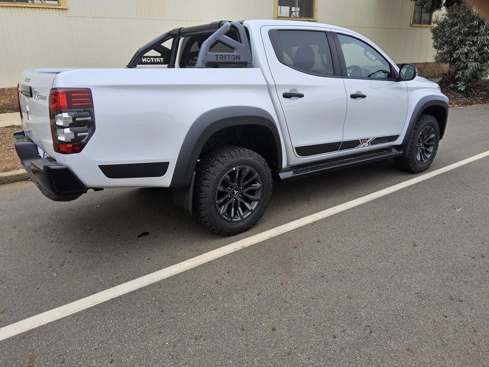 2023 Mitsubishi Triton Xtreme MR MY23 4X4 Dual Range White Diamond with Black Roof