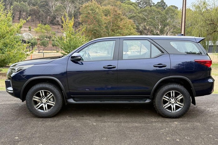 2022 Toyota Fortuner GX