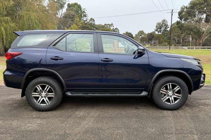 2022 Toyota Fortuner GX