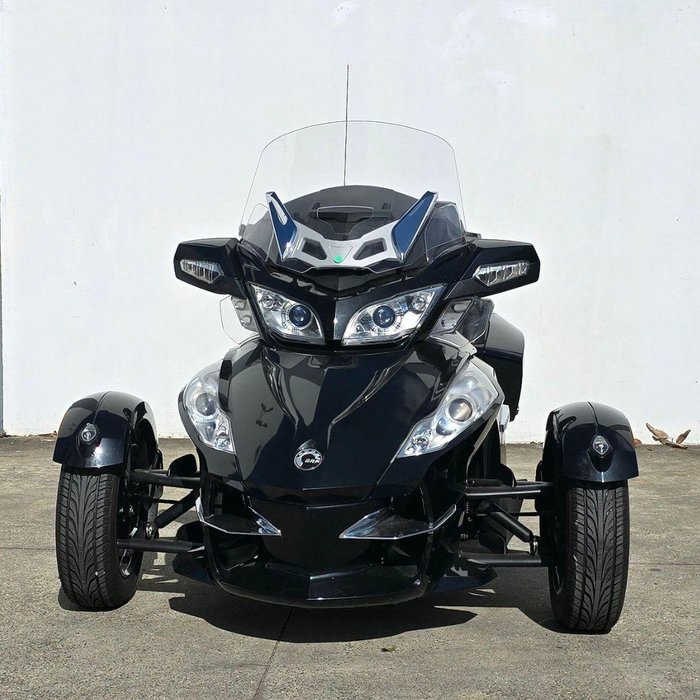 2010 Can-Am Spyder RT-S SE5 Spyder RT-S Black