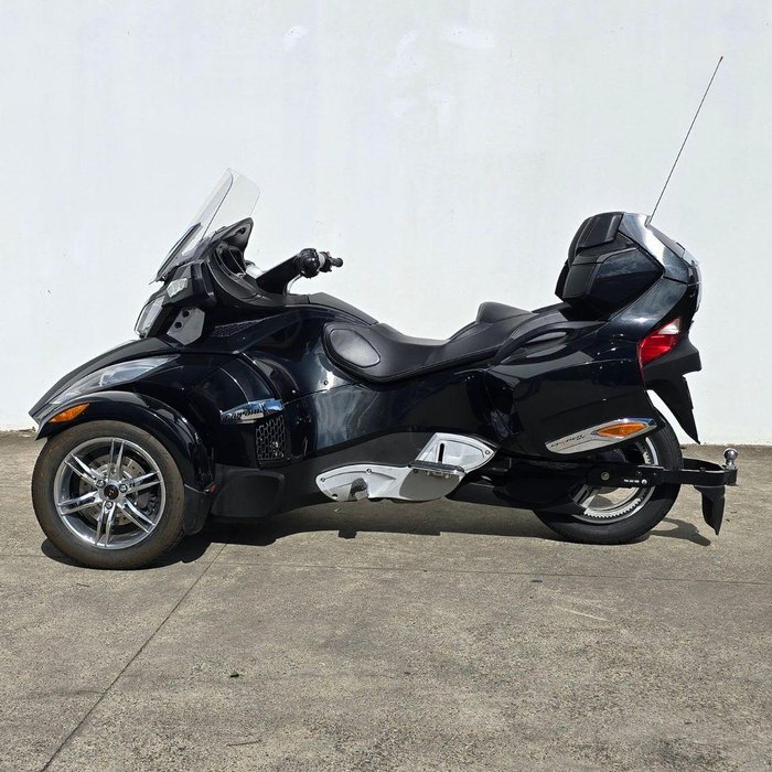 2010 Can-Am Spyder RT-S SE5 Spyder RT-S Black