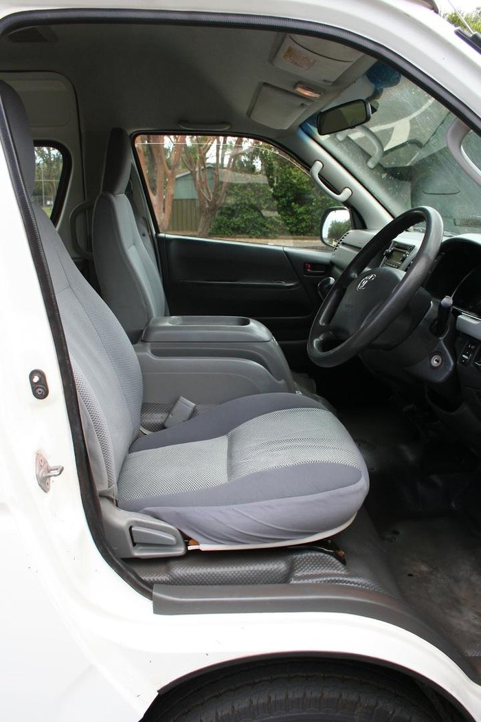 2007 Toyota Hiace Commuter KDH223R MY08 French Vanilla