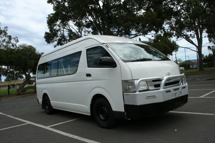 2007 Toyota Hiace Commuter KDH223R MY08 French Vanilla