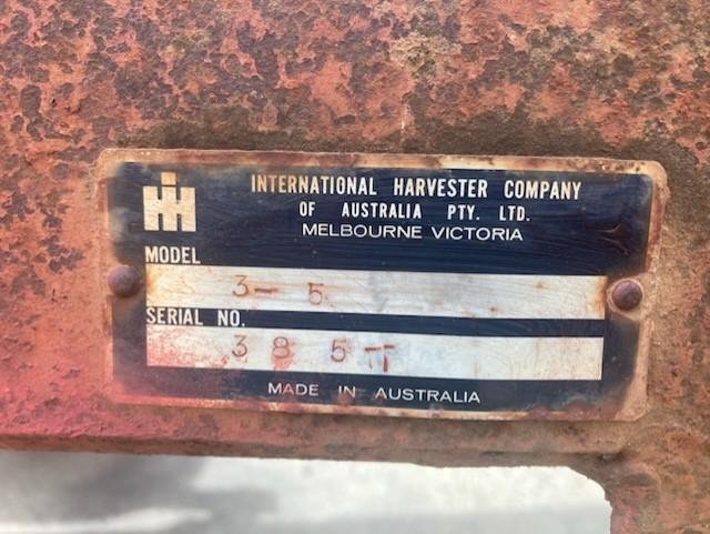 International 3/5 Wheeled Offset