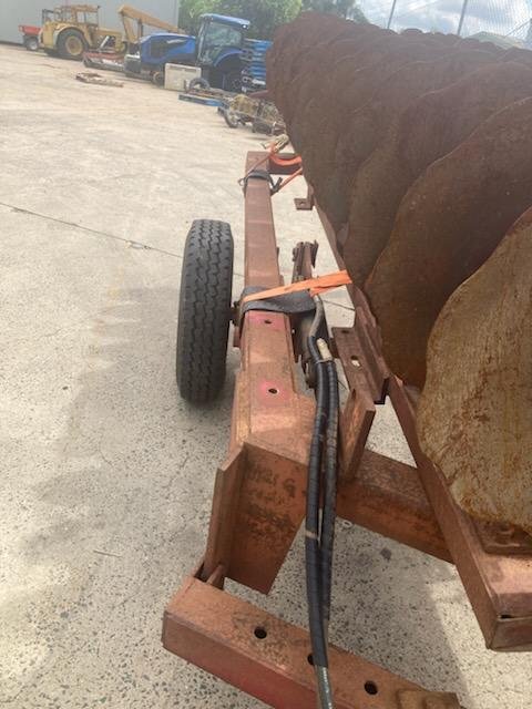 International 3/5 Wheeled Offset