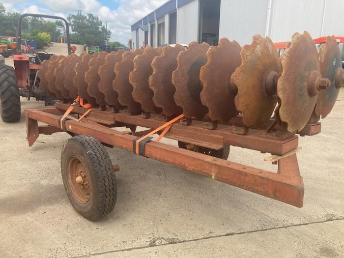 International 3/5 Wheeled Offset