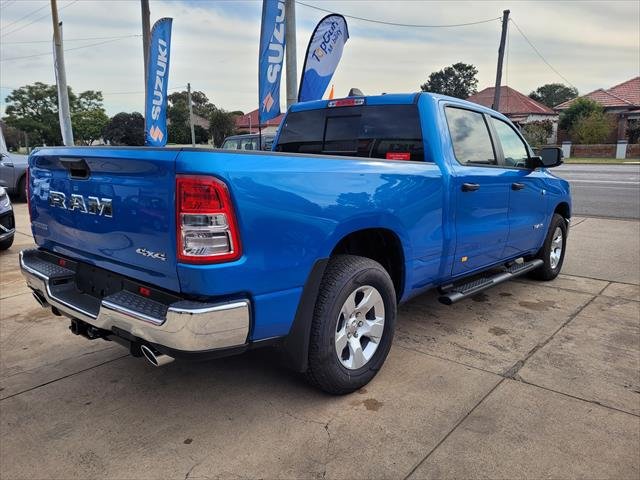 2024 RAM BIG HORN 1500 Ram 1500 Big Horn Crew Cab Pickup 5.7L V8 8 Speed 4x4 Automatic PBJ