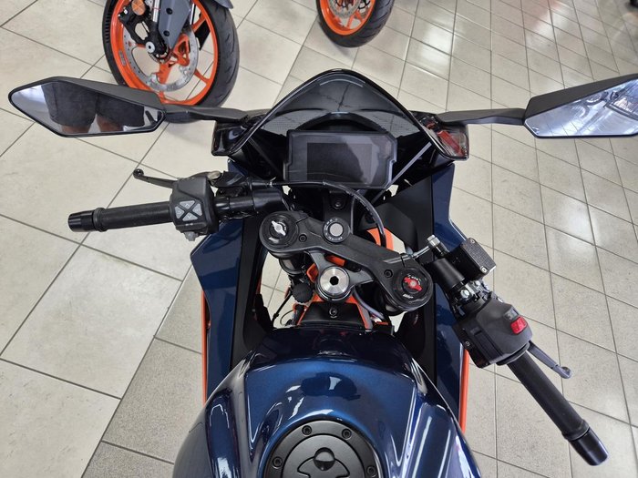2023 KTM RC 390 RC Blue