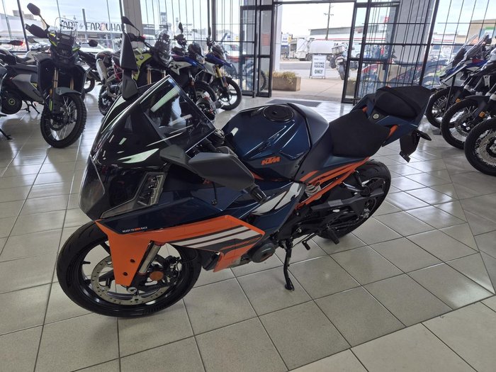 2023 KTM RC 390 RC Blue