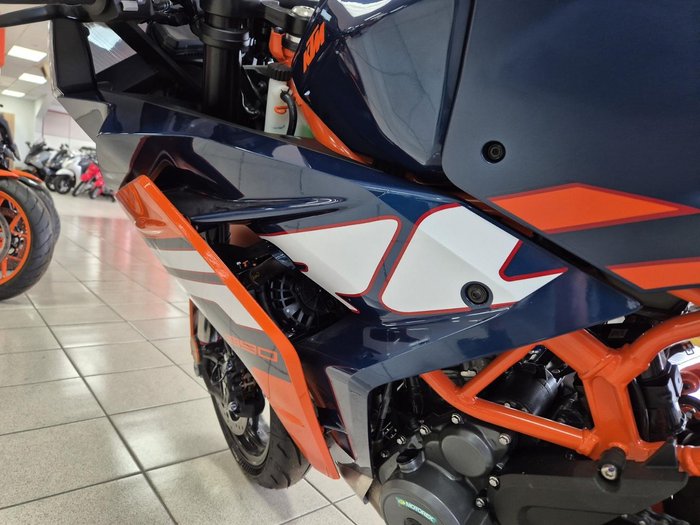 2023 KTM RC 390 RC Blue