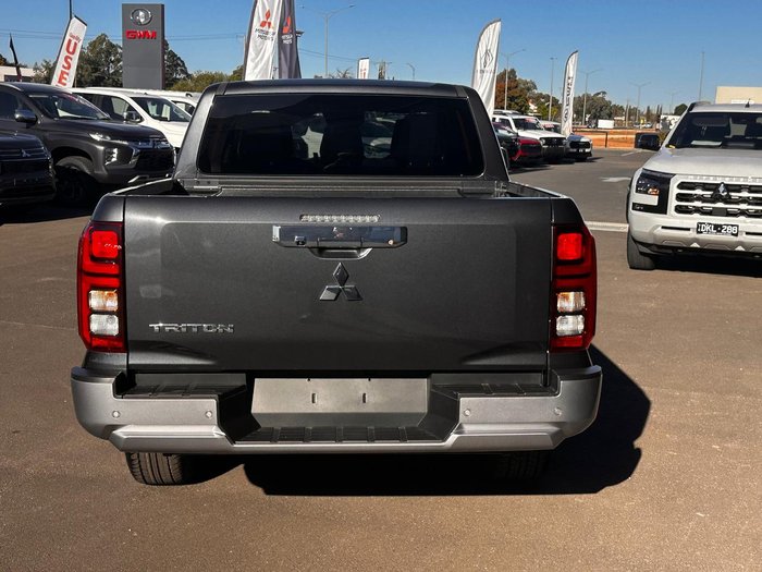 2024 Mitsubishi Triton GLS