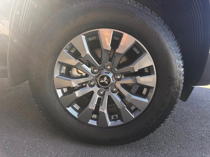 2024 Mitsubishi Triton GLS