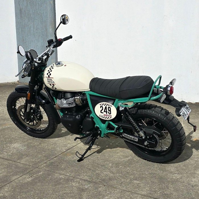 2025 Royal Enfield Bear 650 650 Twin White