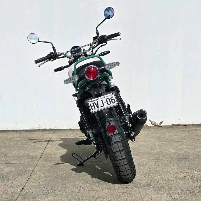 2025 Royal Enfield Bear 650 650 Twin White