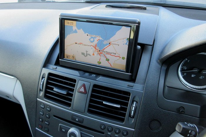 2011 Mercedes-Benz C-Class C300 Avantgarde