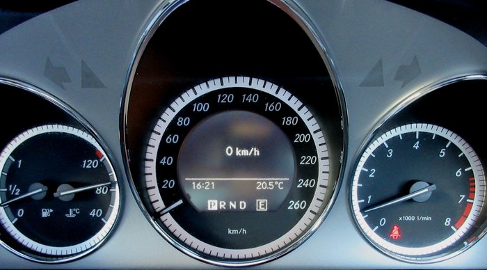 2011 Mercedes-Benz C-Class C300 Avantgarde