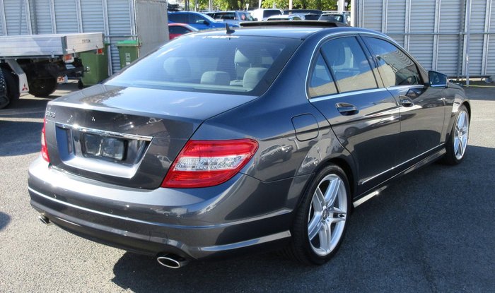 2011 Mercedes-Benz C-Class C300 Avantgarde