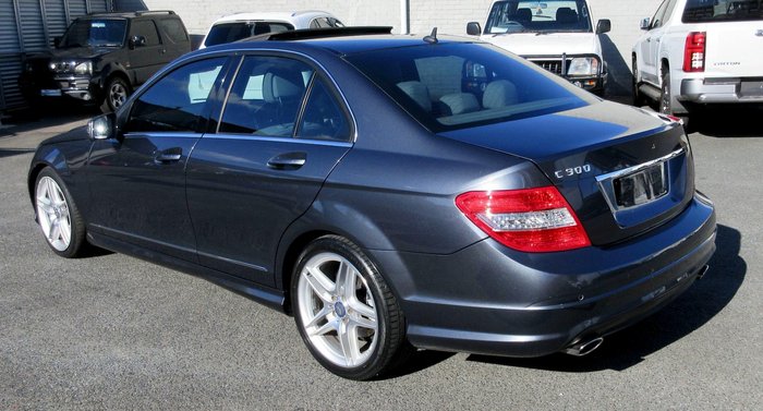 2011 Mercedes-Benz C-Class C300 Avantgarde