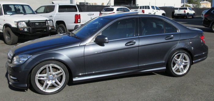 2011 Mercedes-Benz C-Class C300 Avantgarde
