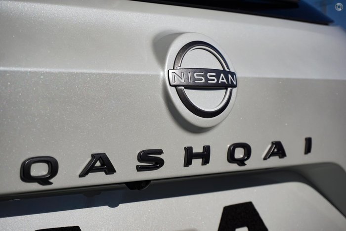 2025 Nissan QASHQAI ST