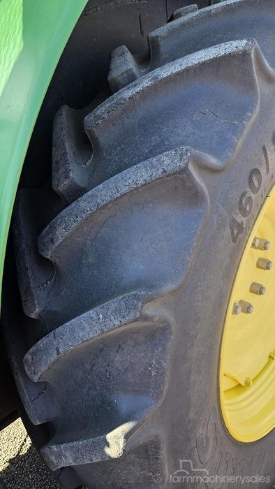 2020 John Deere 6120M