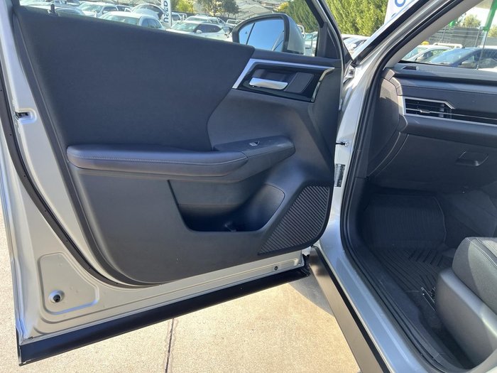 2023 Mitsubishi Outlander LS