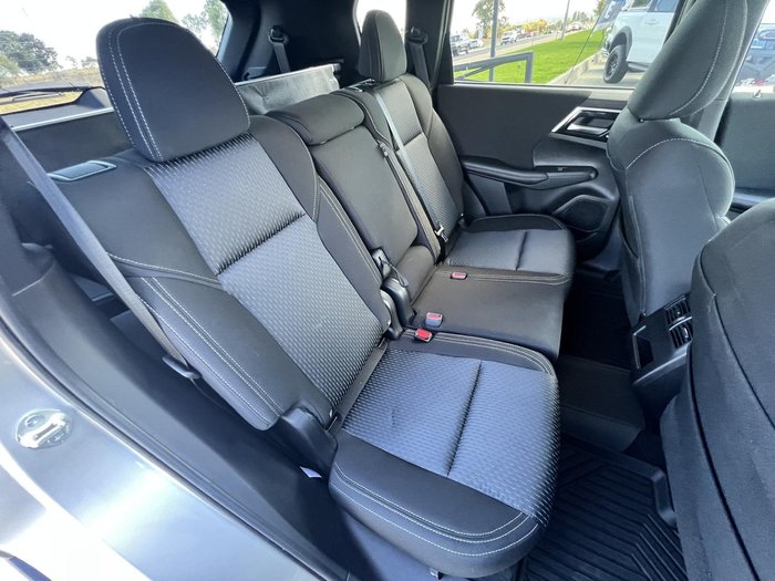 2023 Mitsubishi Outlander LS