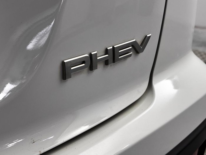 2021 Mitsubishi Eclipse Cross PHEV ES