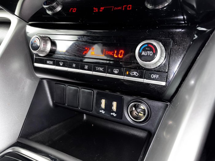 2021 Mitsubishi Eclipse Cross PHEV ES