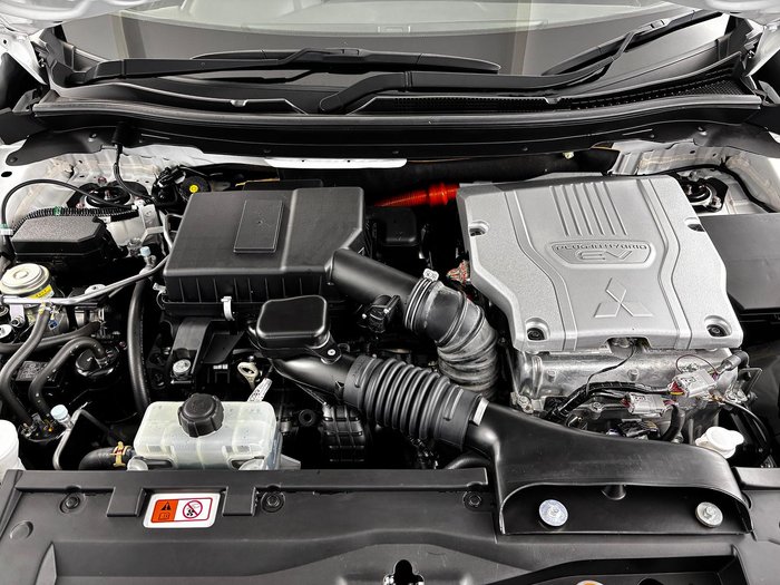 2021 Mitsubishi Eclipse Cross PHEV ES