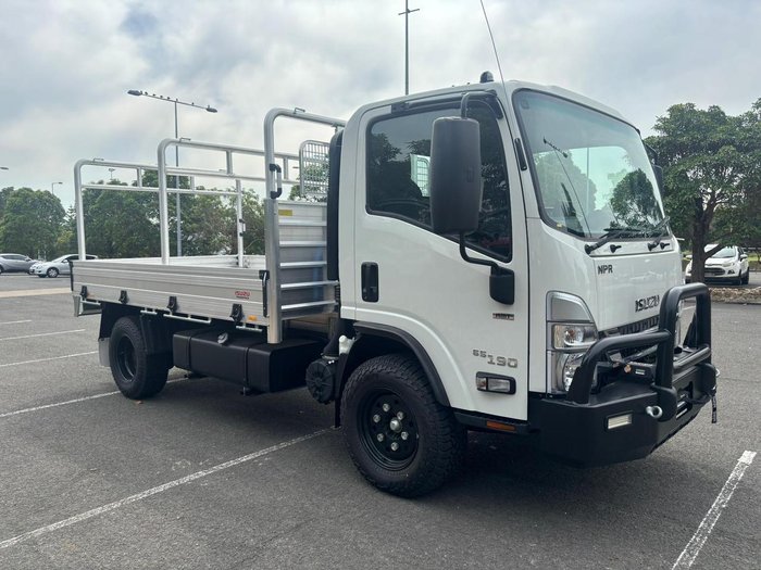 2024 Isuzu N Series NPR 65/45-190 White