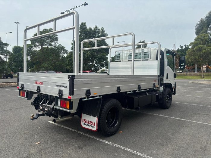 2024 Isuzu N Series NPR 65/45-190 White