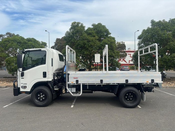 2024 Isuzu N Series NPR 65/45-190 White