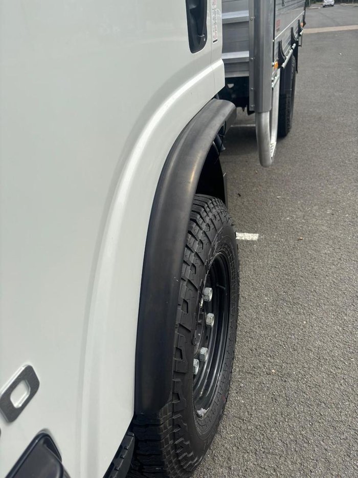 2024 Isuzu N Series NPR 65/45-190 White