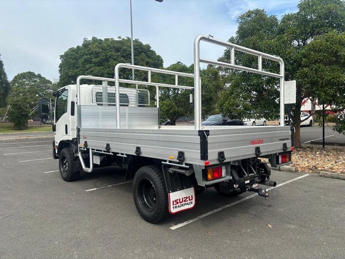 2024 Isuzu N Series NPR 65/45-190 White