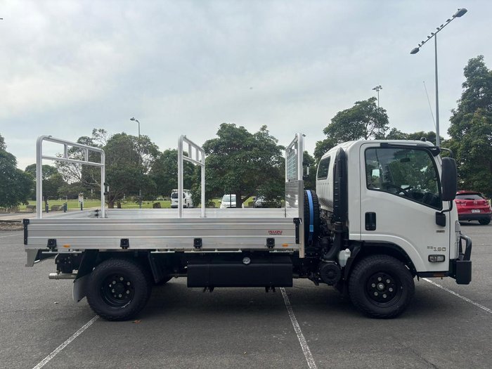2024 Isuzu N Series NPR 65/45-190 White