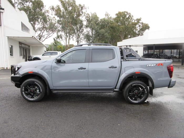 2025 Nissan Navara PRO-4X
