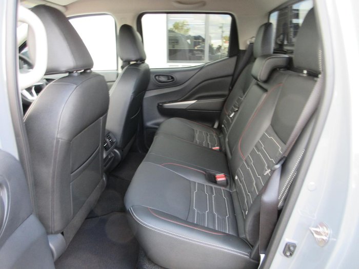 2025 Nissan Navara PRO-4X