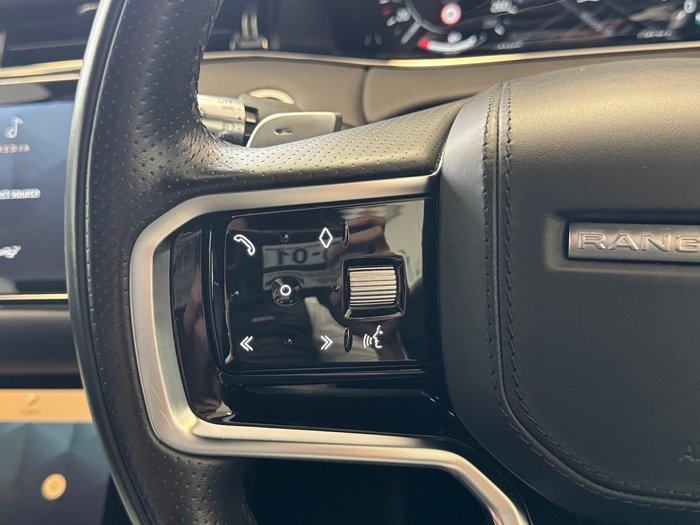 2022 Land Rover Range Rover Evoque P250 R-Dynamic SE