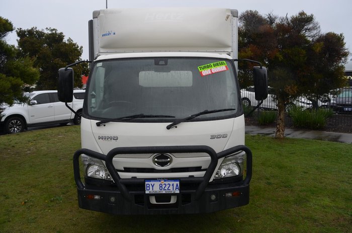 2021 Hino 300 Series 616