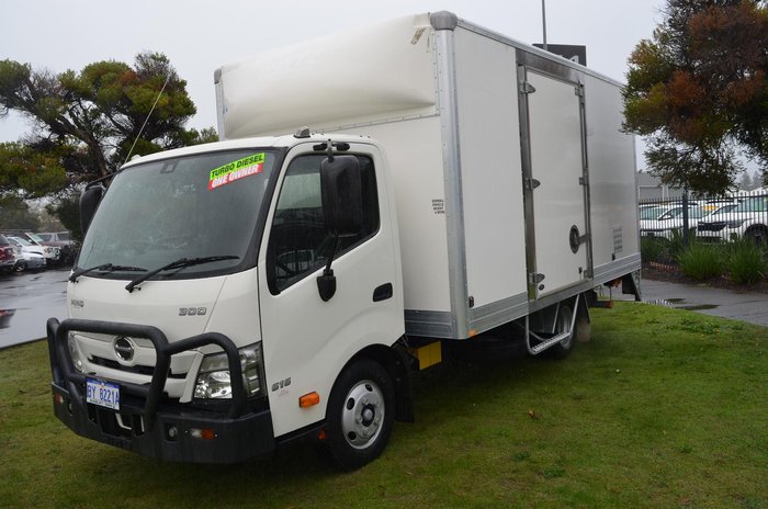 2021 Hino 300 Series 616
