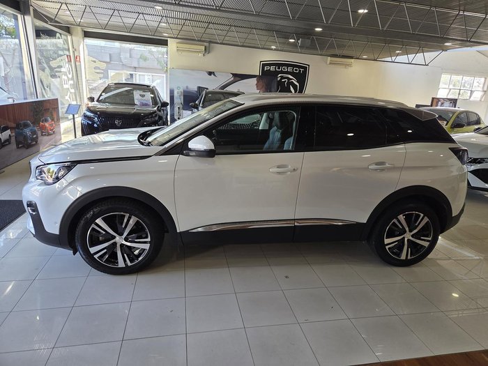 2018 Peugeot 3008 Allure