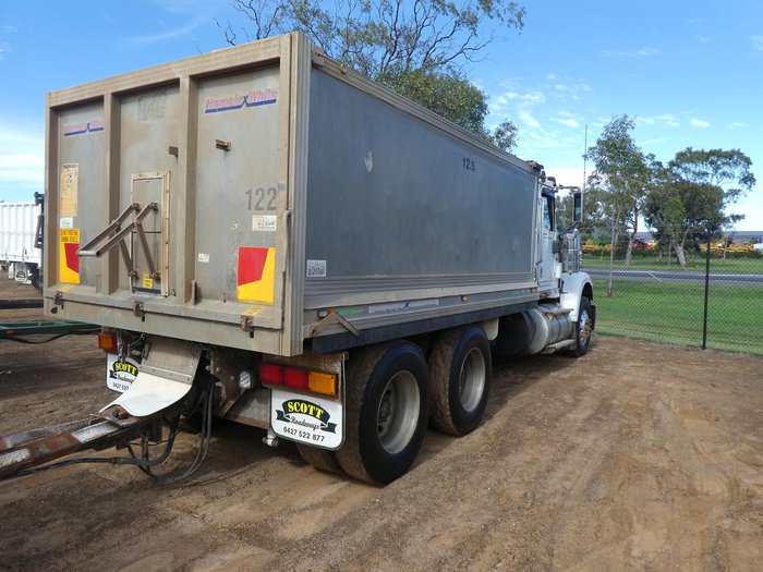 2007 International 9900 Eagle WHITE