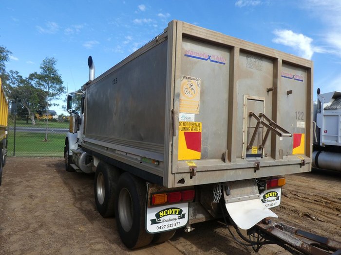 2007 International 9900 Eagle WHITE