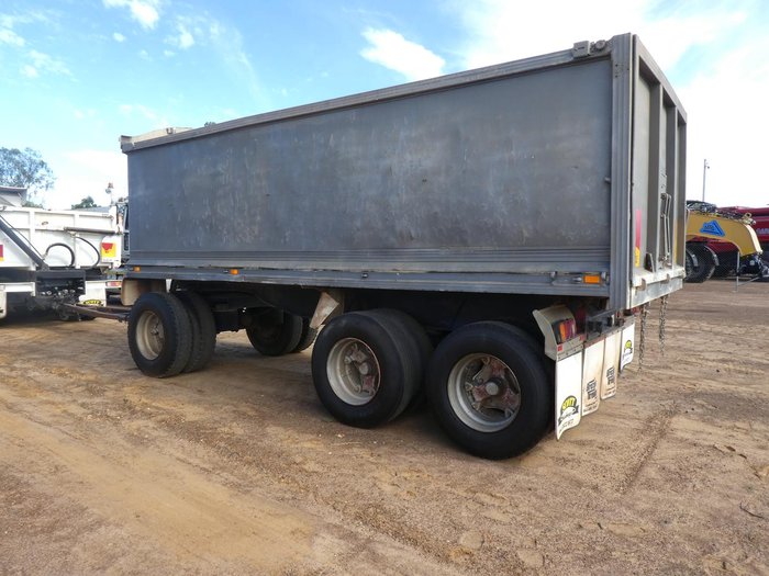 2007 International 9900 Eagle WHITE