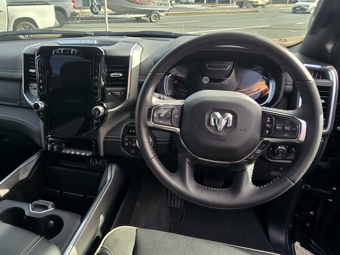 2024 RAM 1500 Laramie Sport RamBox