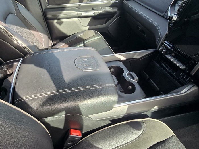 2024 RAM 1500 Laramie Sport RamBox